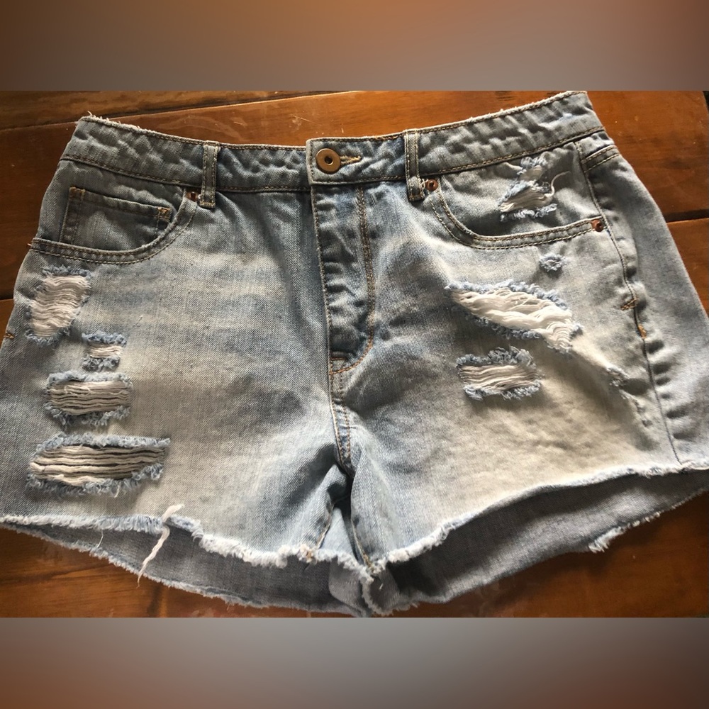 Bethany Moto Distressed Cut Off Blue Jean Shorts Size 10
